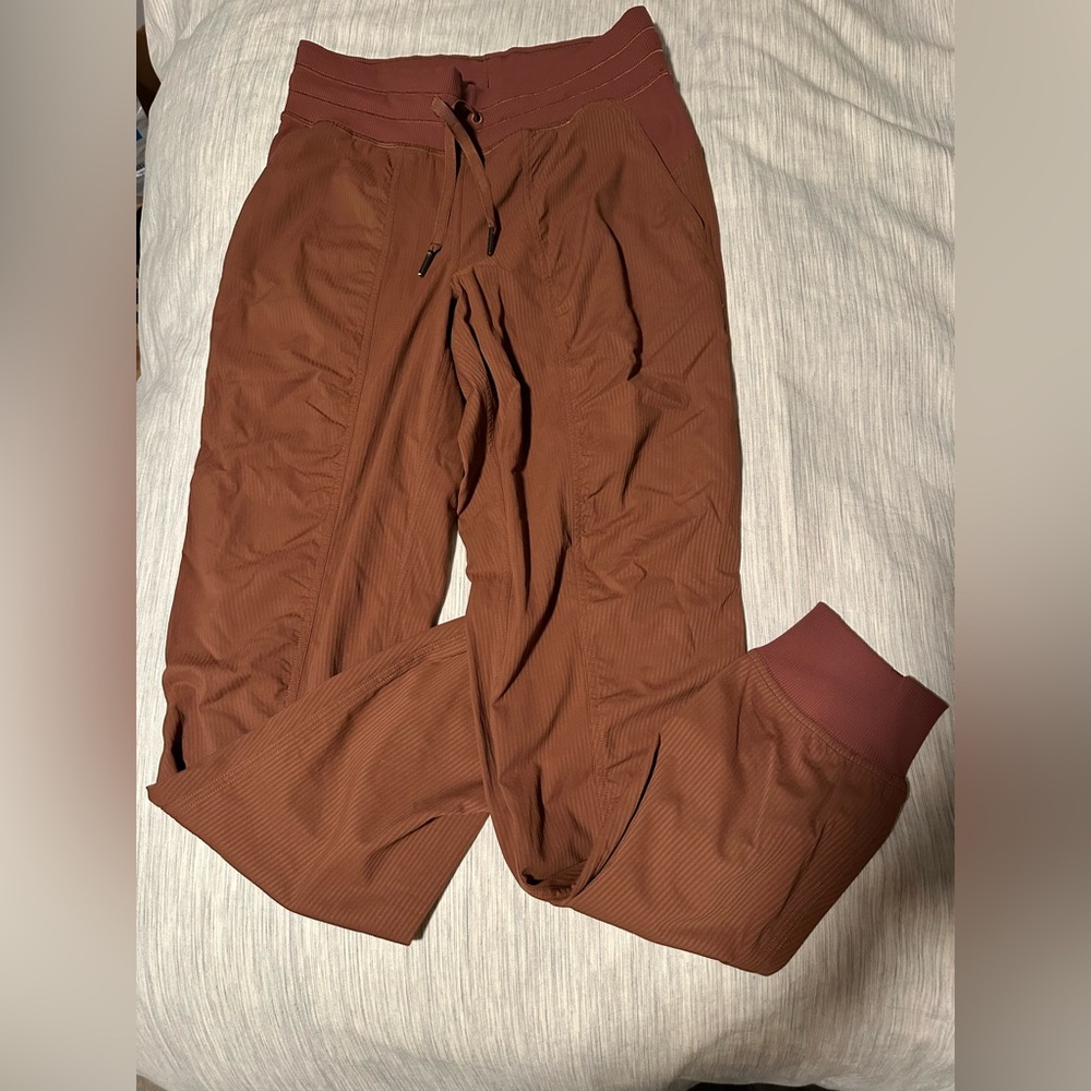 Lululemon Dance Studio Joggers size 4
